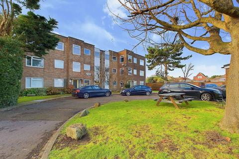 1 bedroom flat for sale, Western Road, Lancing, BN15 8RT