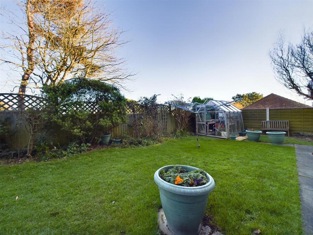 CAM03358 G0-PR0148-STILL022.jpg
