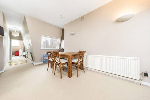 2 bedroom flat for sale, Fulham Park Gardens, Fulham, London, SW6