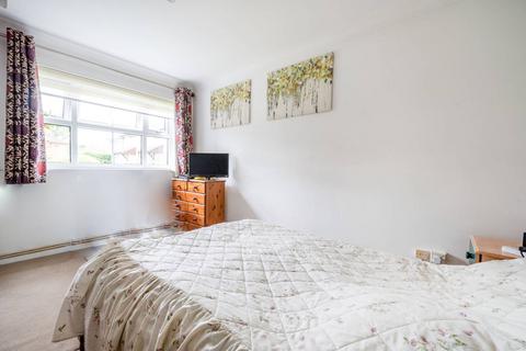 1 bedroom maisonette to rent, Somertons Close, Guildford, GU2, Guildford, GU2