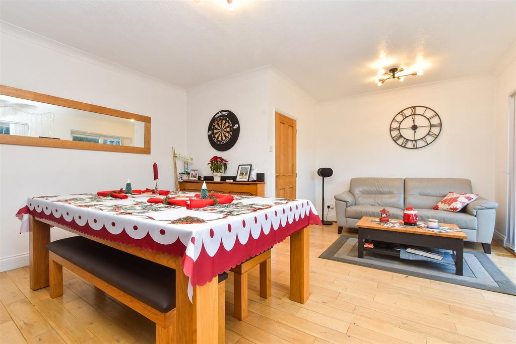 Lounge/Diner