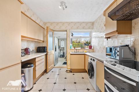 3 bedroom terraced house for sale, The Chantry, Harlow