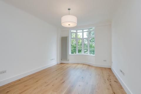 1 bedroom apartment to rent, Grove End Gardens, Grove End Road, St John's Wood, London, NW8