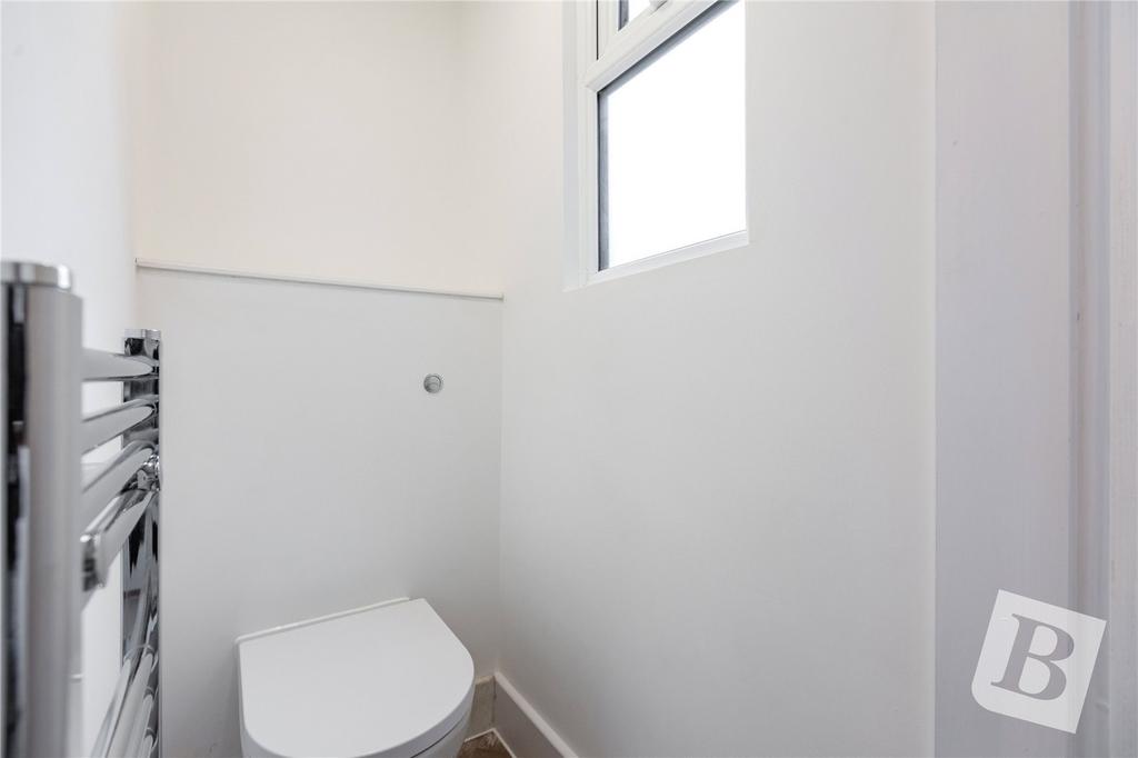 Cloakroom/WC