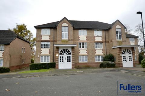 1 bedroom ground floor flat for sale, Cunard Crescent, London N21