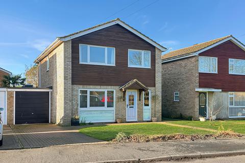 4 bedroom detached house for sale, Vineyard Way, St. Neots PE19