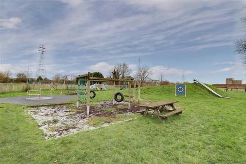 3 bedroom terraced house for sale, Oatfield Road, Frampton On Severn