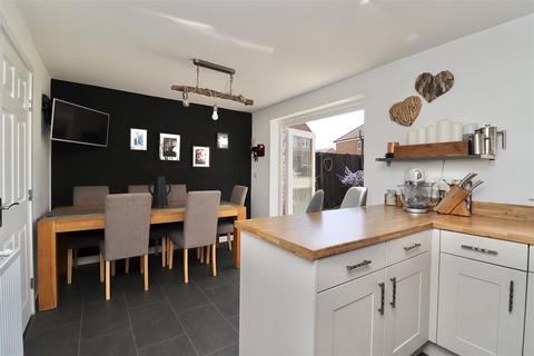 4 bedroom detached house for sale, Rowntree Avenue, Pocklington, York