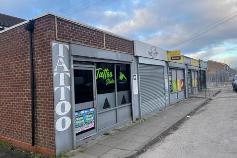 Shop to rent, Farnborough Road, Birmingham B35