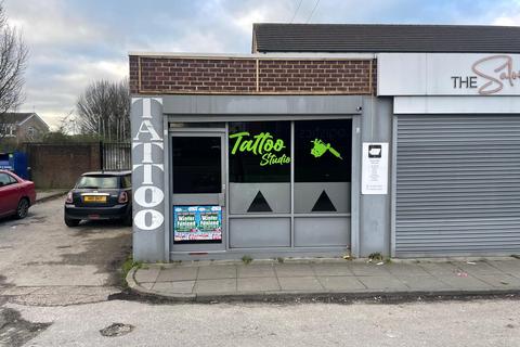 Shop to rent, Farnborough Road, Birmingham B35