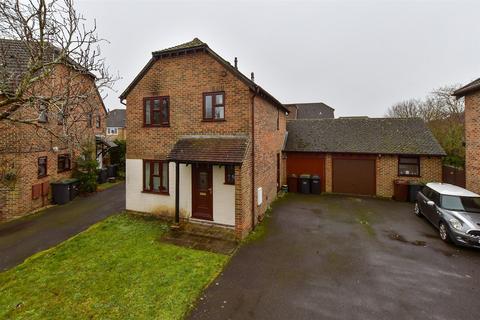 3 bedroom detached house for sale, Ashbee Close, Snodland, Kent