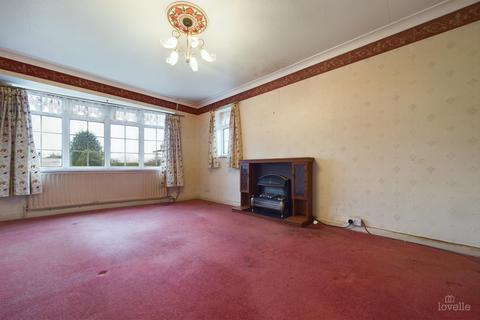 2 bedroom detached bungalow for sale, Norman Close, North Lincolnshire DN18