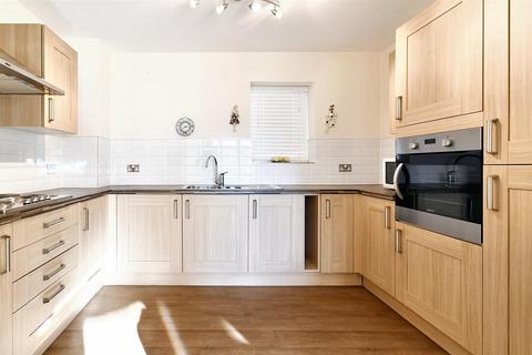 2 bedroom retirement property for sale, Queensway, Leamington Spa