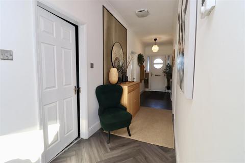 6 Burnby Lane, Pocklington, York, YO42 2QD