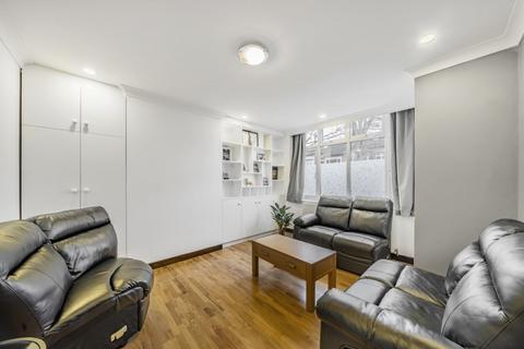 5 bedroom end of terrace house for sale, Bodiam Road, London, SW16