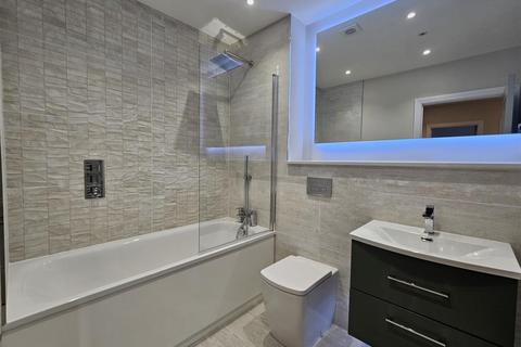 4 bedroom detached house for sale, Upper St Michaels Road, Aldershot