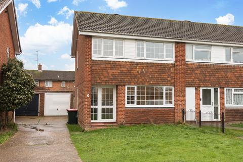 3 bedroom end of terrace house for sale, Ash Road, Crawley RH10