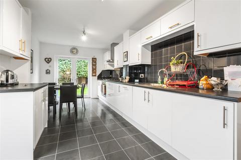 4 bedroom semi-detached house for sale, Vale Road, Timperley, Altrincham