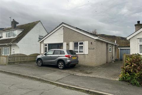 2 bedroom bungalow for sale, Belgrave Road, Fairbourne, Gwynedd, LL38