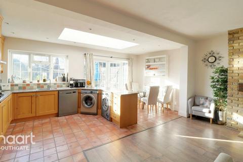 3 bedroom terraced house for sale, Bush Hill Road, London