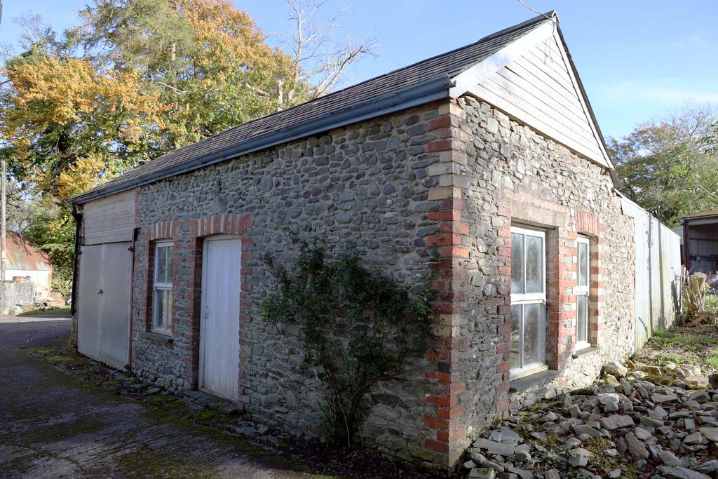 The old groom's cottage