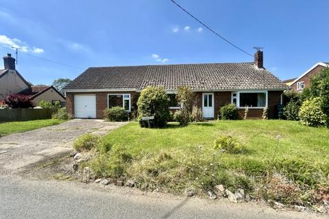 4 bedroom bungalow for sale, The Green, Stowmarket IP14