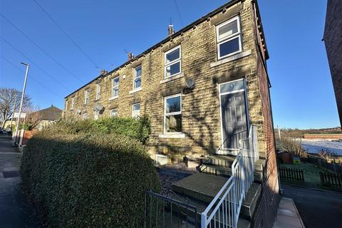 2 bedroom end of terrace house for sale, Union Road, Liversedge