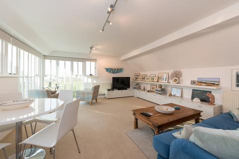 2 bedroom maisonette for sale, Saltway Court, West Cliff, Whitstable