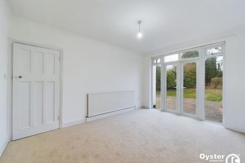 3 bedroom end of terrace house for sale, Arnos Road, London, N11