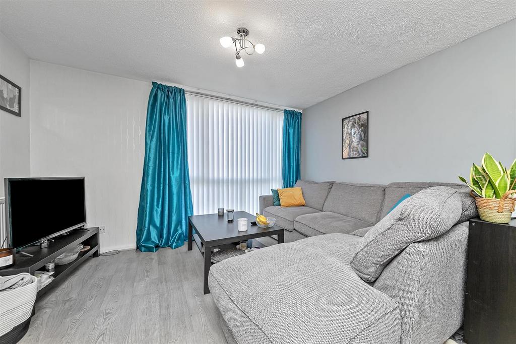 30 Canbara Close-14.jpg