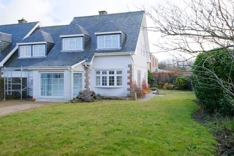 4 bedroom semi-detached house for sale, La Rue Du Sud, Jersey JE3