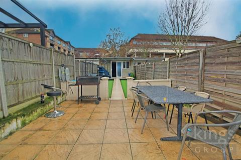 15 Queens Drive, Waltham Cross, EN8 7PR