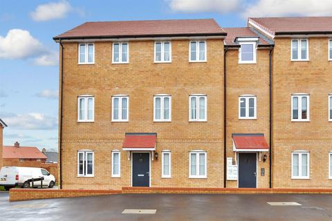 2 bedroom apartment for sale, Cornfield Drive, Gravesend, Kent