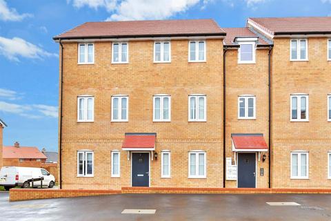 2 bedroom apartment for sale, Cornfield Drive, Gravesend, Kent