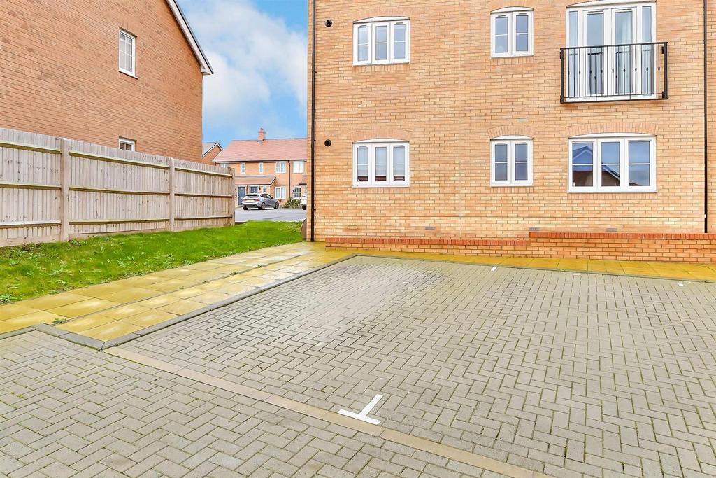 Driveway/Parking