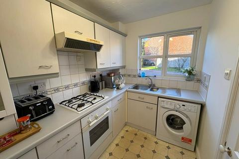 1 bedroom terraced house to rent, Oswald Close, Warfield, Bracknell, Berkshire, RG42