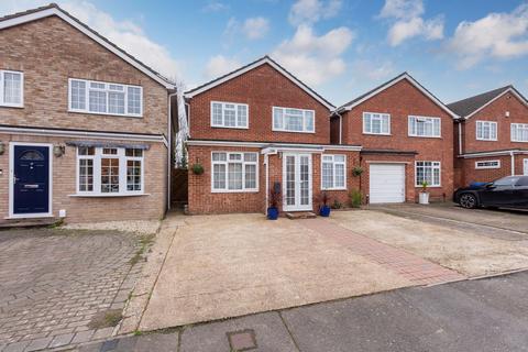 4 bedroom detached house for sale, Langdale Close, Maidenhead SL6