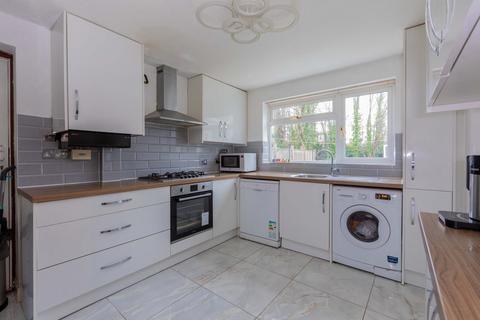 4 bedroom detached house for sale, Langdale Close, Maidenhead SL6