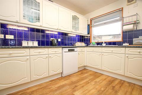 3 bedroom bungalow for sale, Holland Park, Newmarket CB8