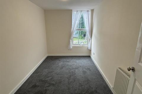 2 bedroom house to rent, 350 Holderness Road, Hull