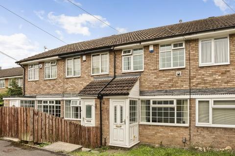 2 bedroom terraced house for sale, Aire Grove, Yeadon, Leeds, LS19