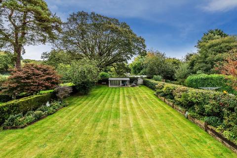 5 bedroom detached house for sale, Heath Lane, Albury, Guildford, Surrey, GU5.