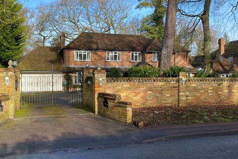 5 bedroom detached house for sale, Templewood Lane, Farnham Common, Buckinghamshire