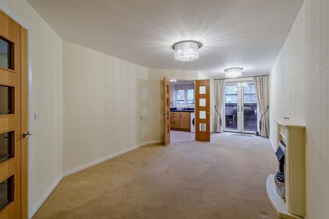 1 bedroom apartment for sale, Greaves Road, Lancaster, Lancashire LA1 4AR