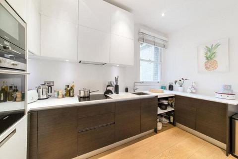 2 bedroom apartment to rent, Baker Street, London NW1