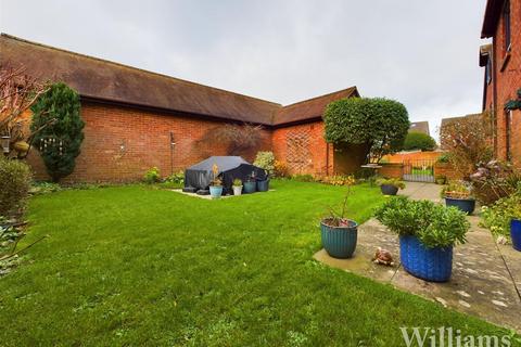 3 bedroom duplex for sale, Croft Road, Thame OX9