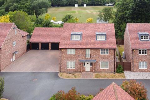 7 Cricket View, Mildenhall, Bury St Edmunds, IP28 7FA