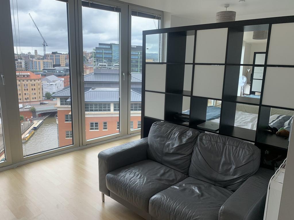 Living room area 2