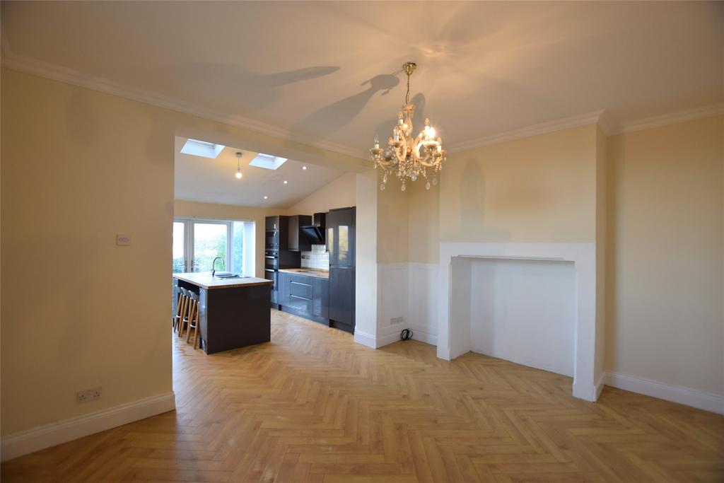 Dining Room/Kitchen