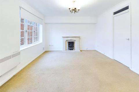 1 bedroom apartment to rent, Abbotsmede Close, Twickenham